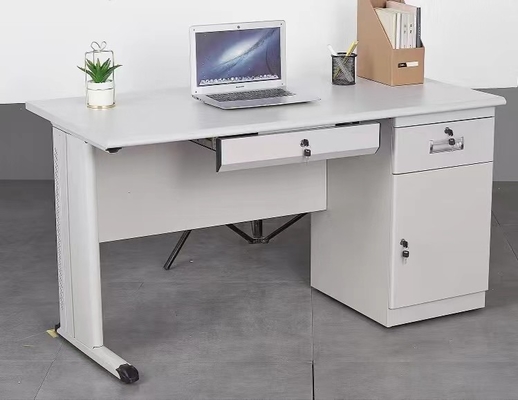 木製の統合された金属コンピュータ机のテーブルW1200mmのオフィス用家具